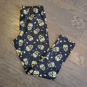 No Boundaries Black Floral Leggings